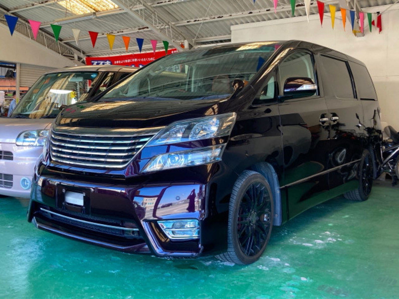 VELLFIRE-11