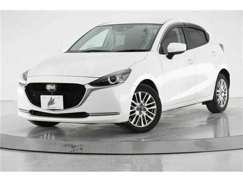 MAZDA2