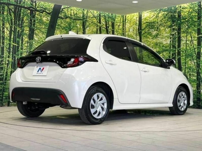 YARIS-17