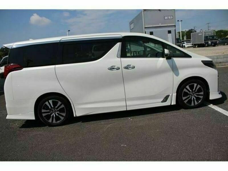 ALPHARD-9