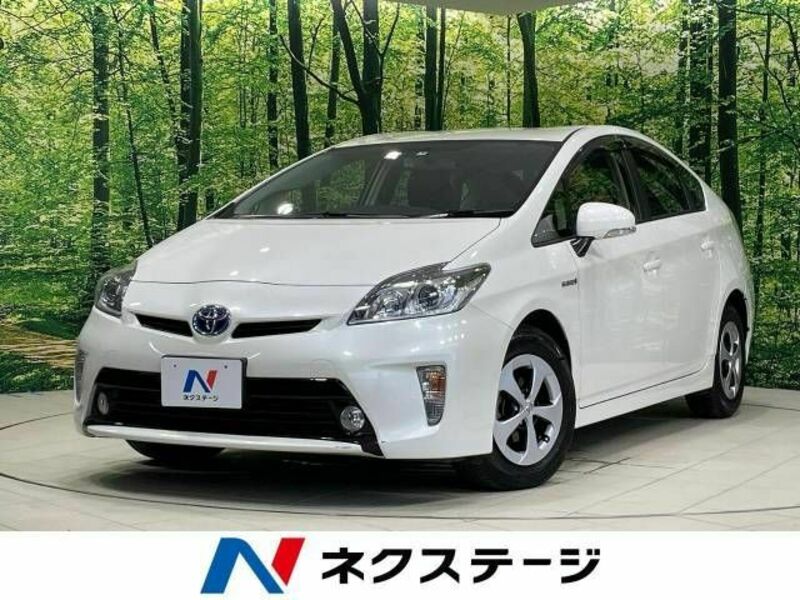 TOYOTA　PRIUS