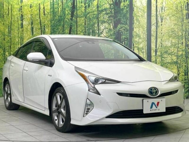 PRIUS-16