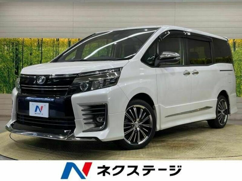 TOYOTA　VOXY