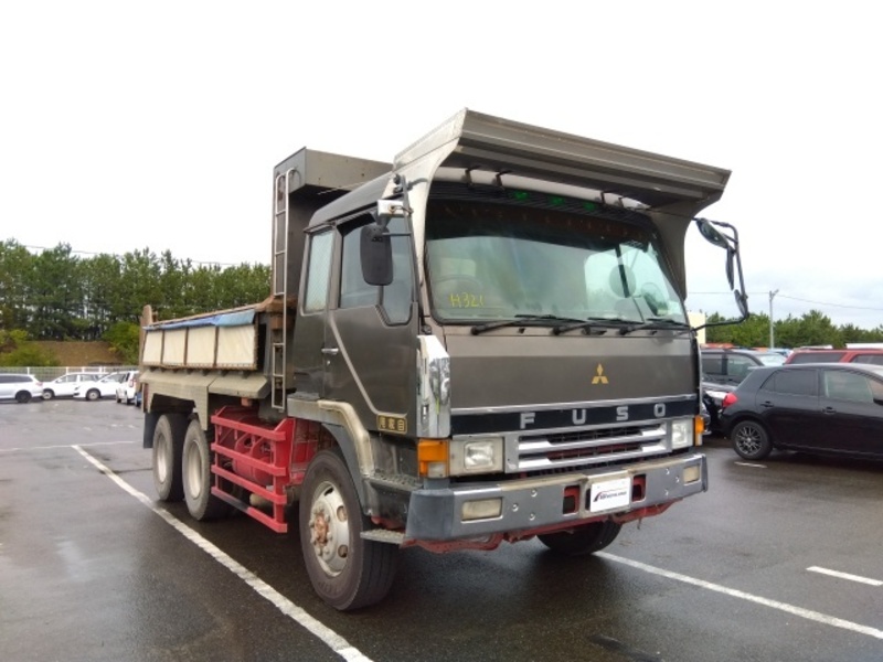 FUSO TRUCK