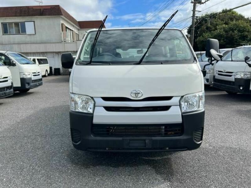 HIACE VAN-1