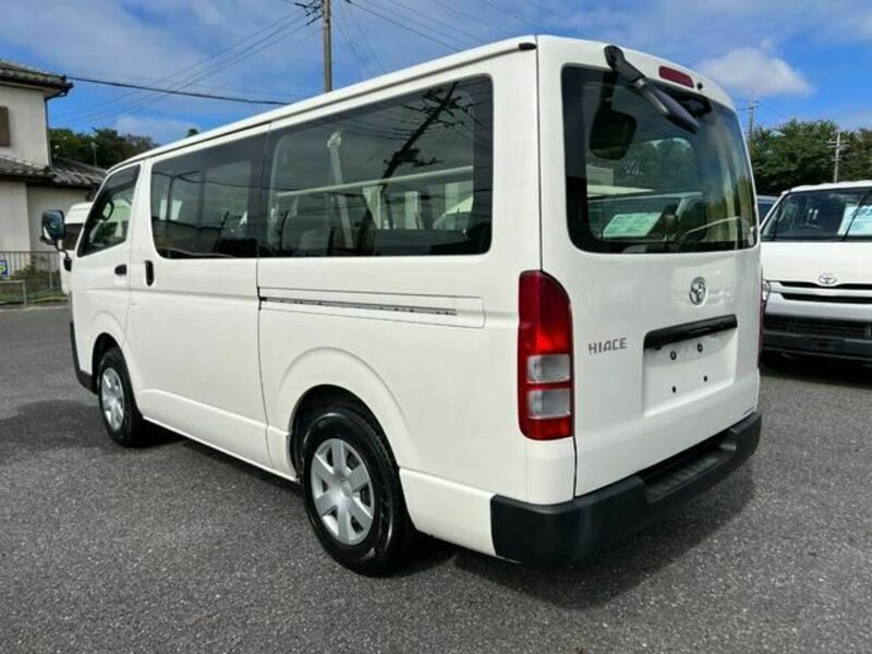 HIACE VAN-4