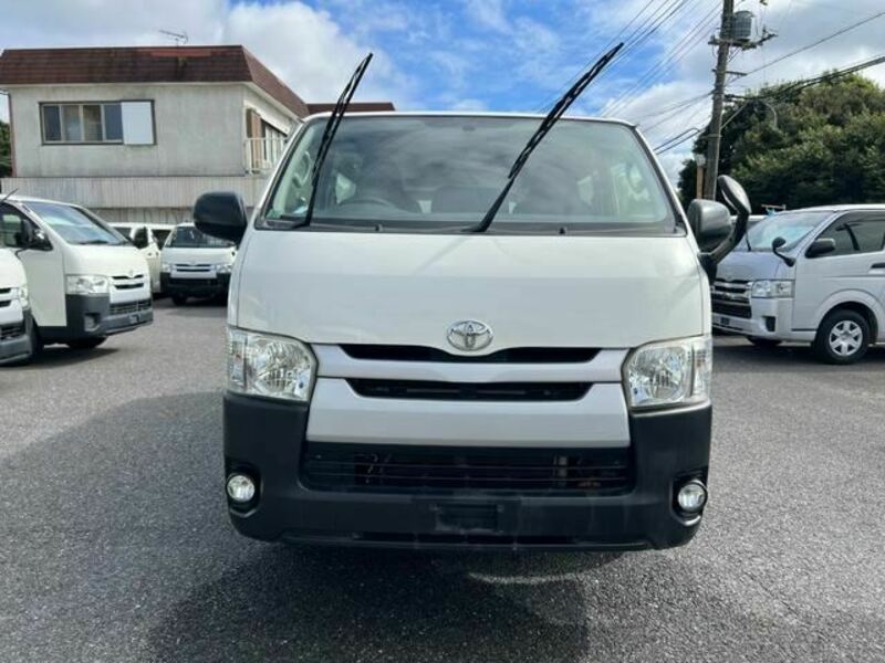 HIACE VAN-1