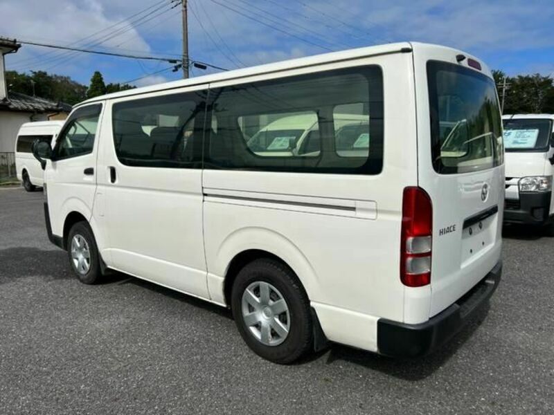 HIACE VAN-4