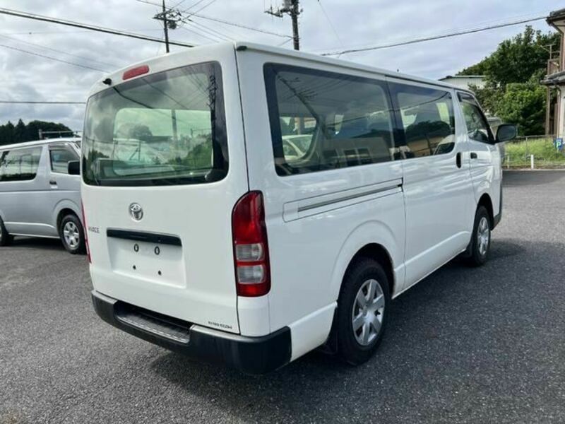 HIACE VAN-6