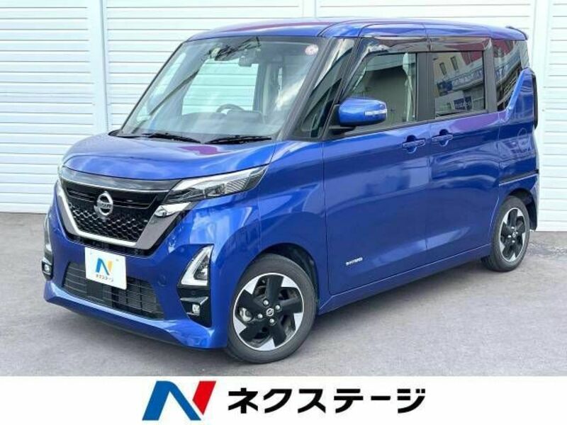 NISSAN　ROOX