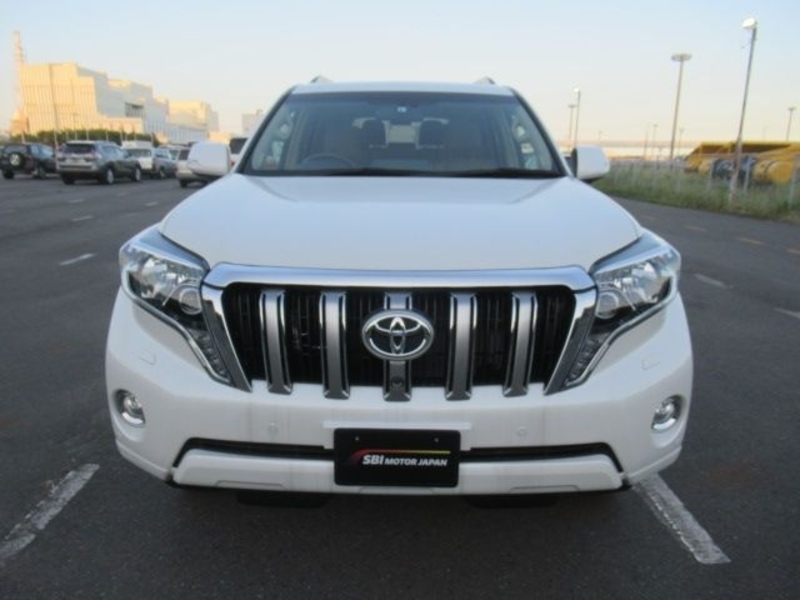 LAND CRUISER PRADO-7