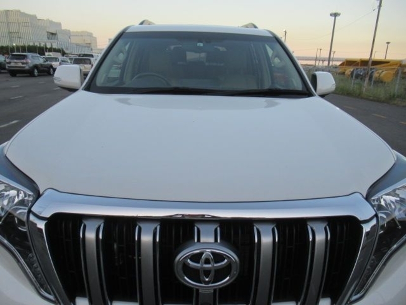 LAND CRUISER PRADO-56