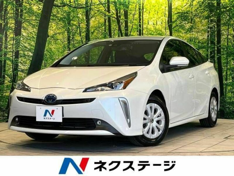 TOYOTA　PRIUS