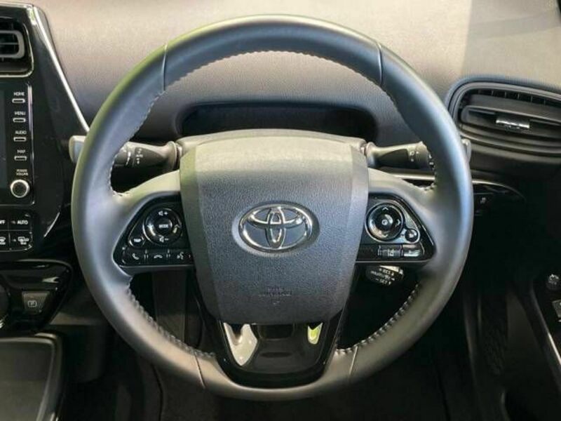 PRIUS-11