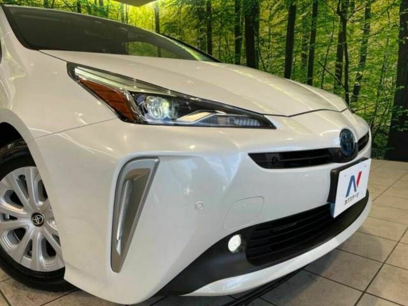 PRIUS-12