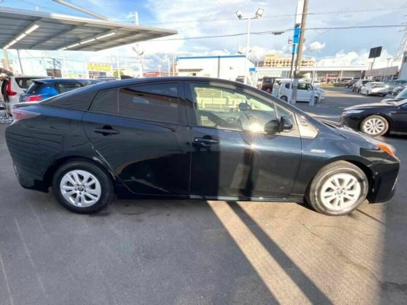 PRIUS-18