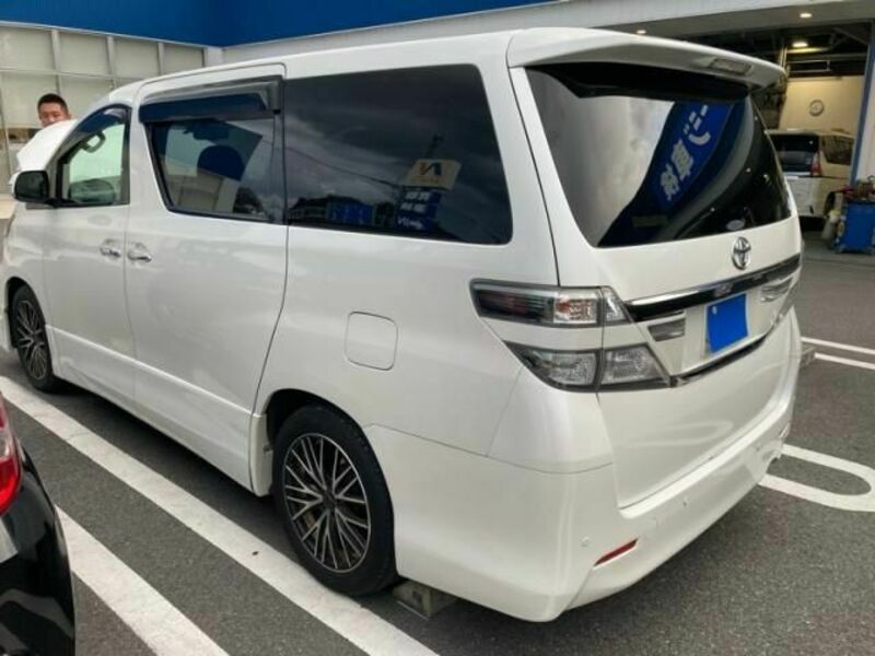 VELLFIRE-2