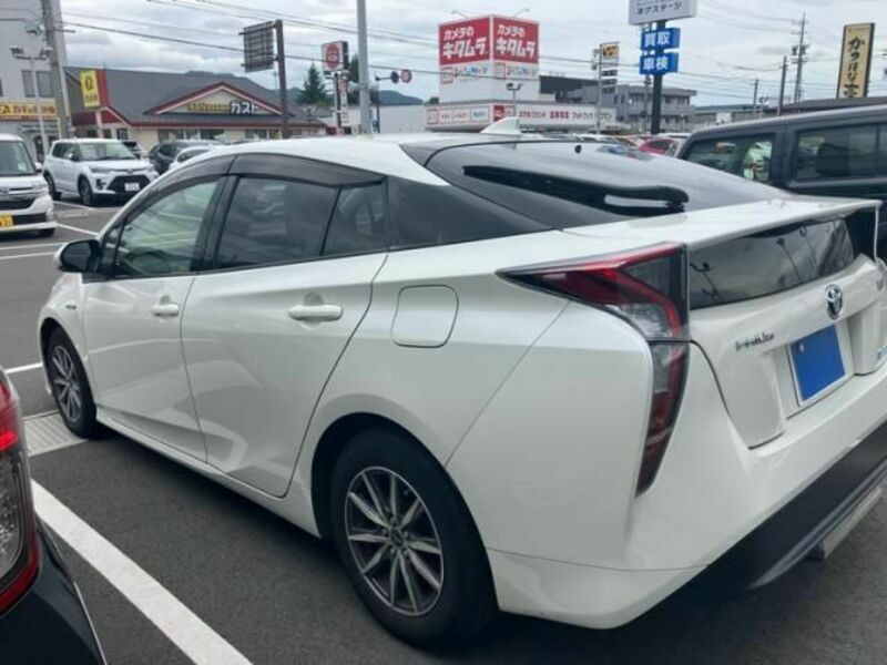 PRIUS-1