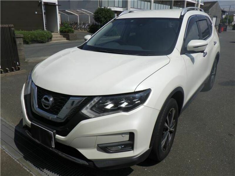 X-TRAIL