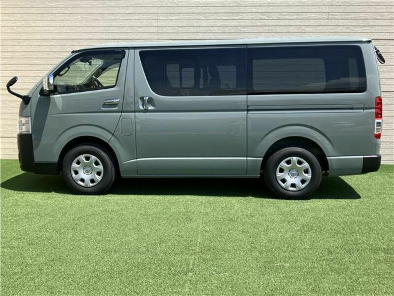 HIACE-10