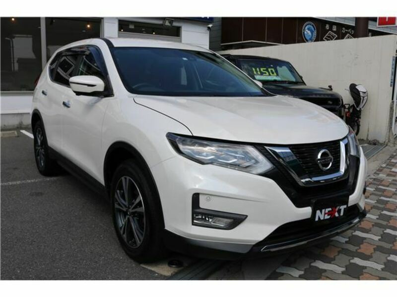 X-TRAIL-1