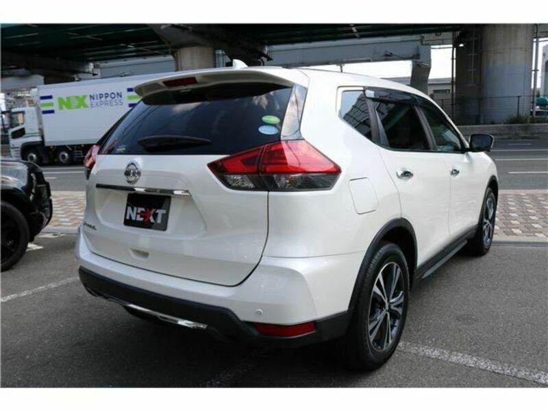 X-TRAIL-3