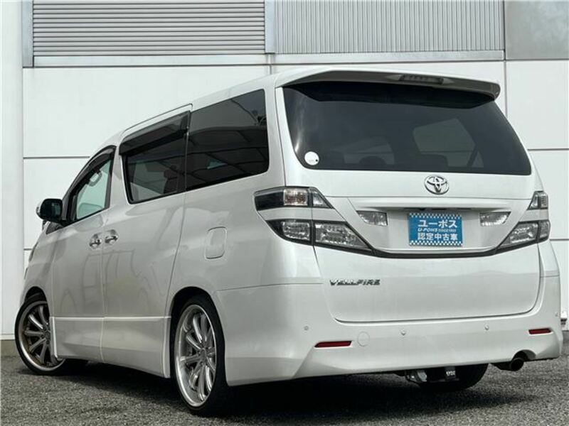 VELLFIRE-6