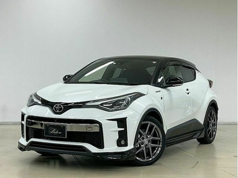 TOYOTA　C-HR