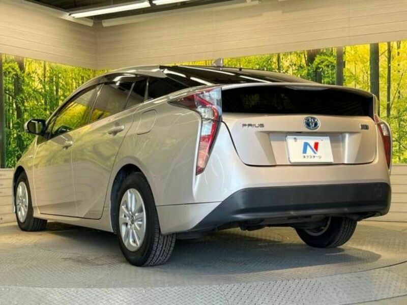 PRIUS-9