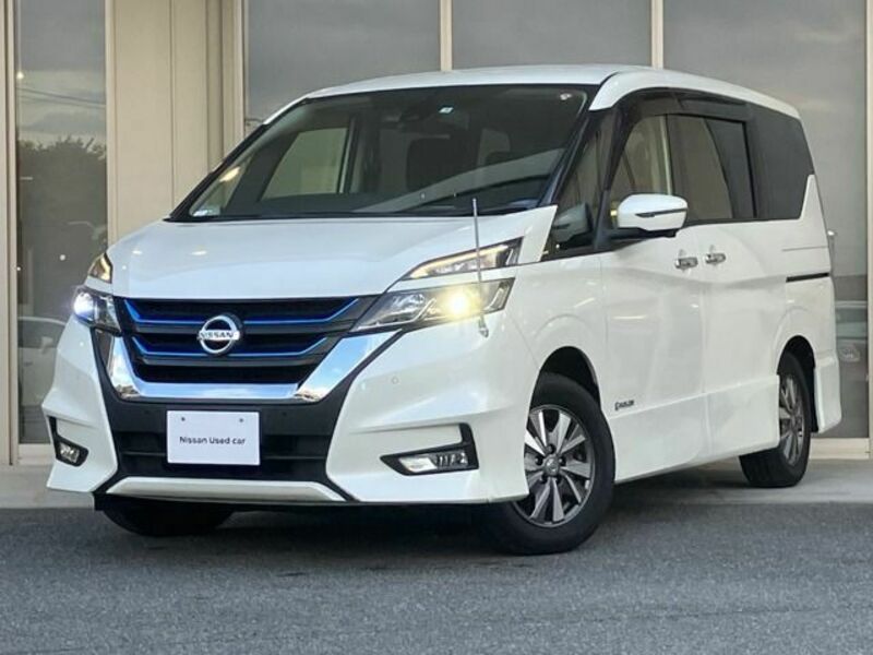 NISSAN　SERENA