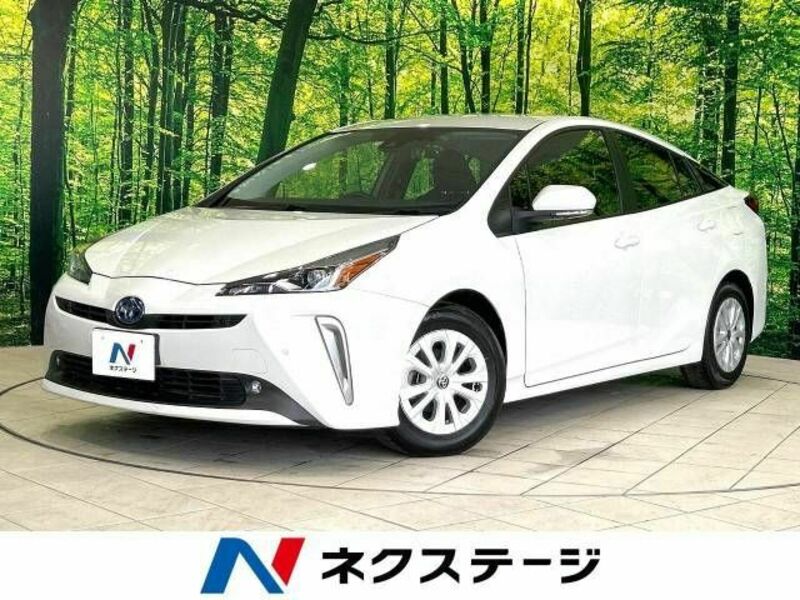 TOYOTA　PRIUS