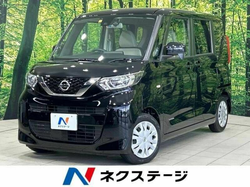 NISSAN　ROOX