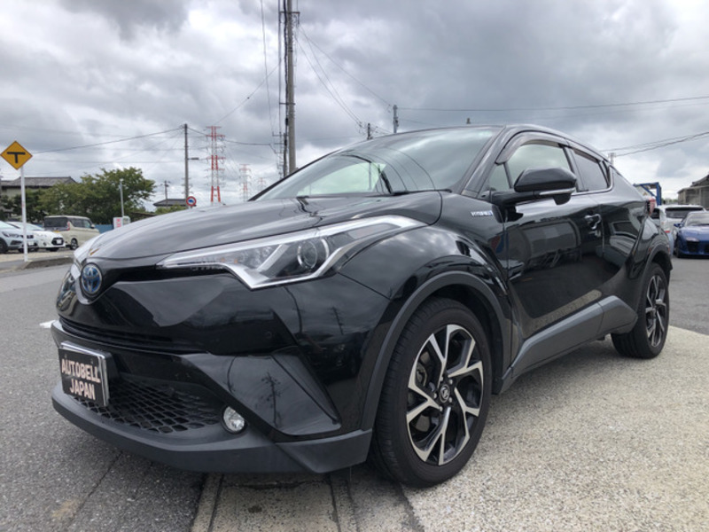 TOYOTA　C-HR