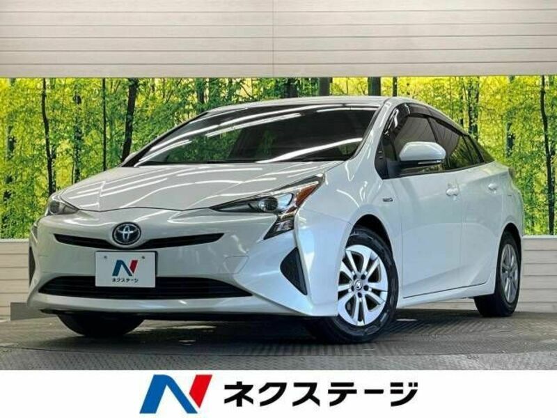 TOYOTA　PRIUS