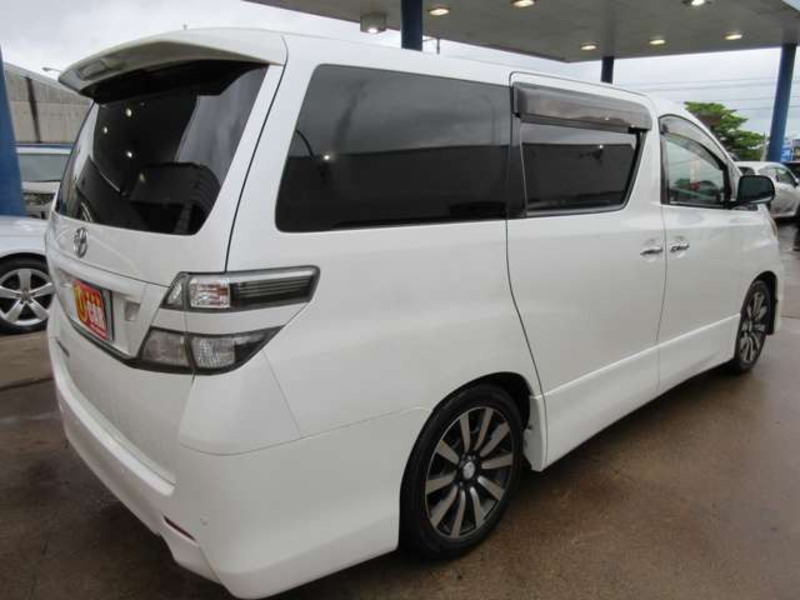 VELLFIRE-8