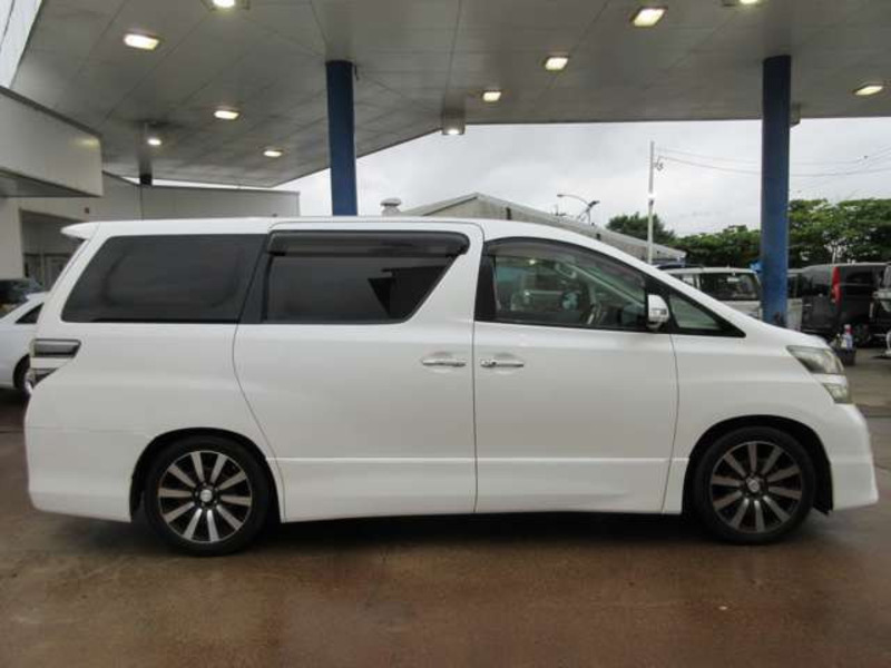 VELLFIRE-4