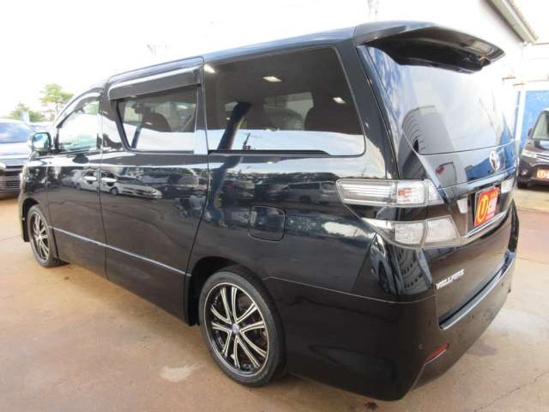 VELLFIRE-7