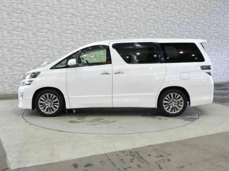 VELLFIRE-7