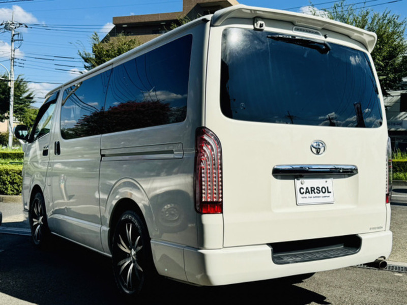 HIACE VAN-12