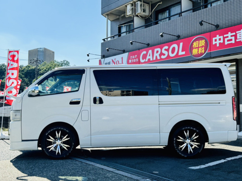 HIACE VAN-11