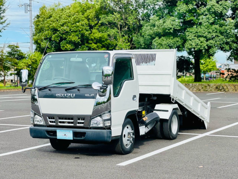 ISUZU　ELF