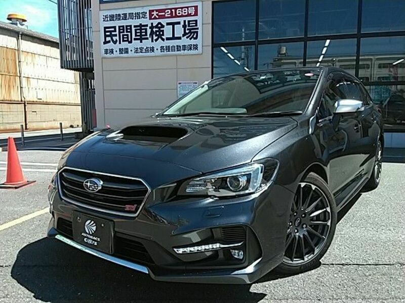 SUBARU　LEVORG