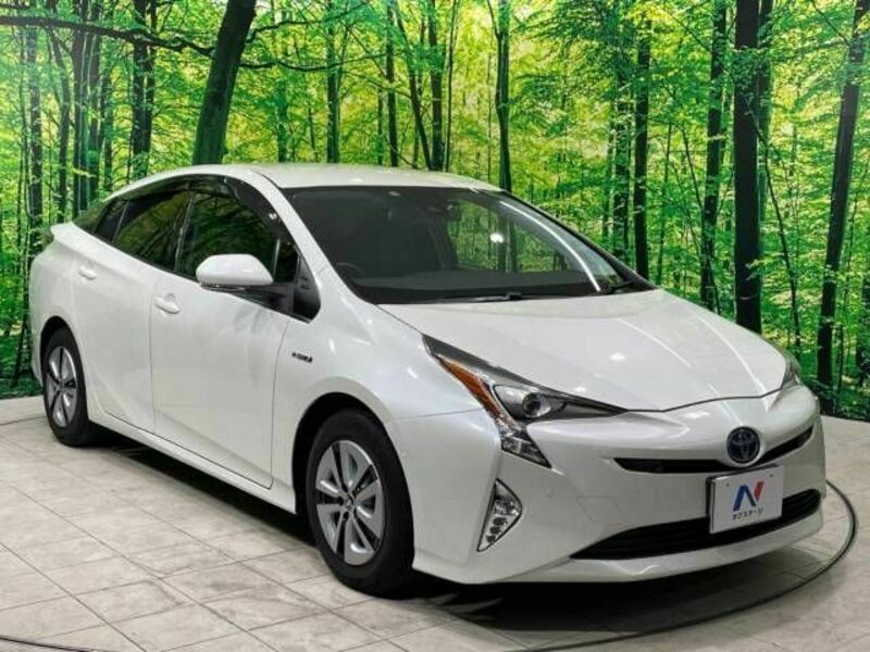 PRIUS-16