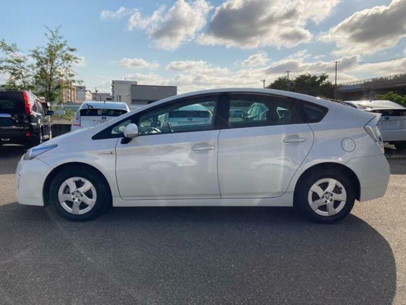 PRIUS-7