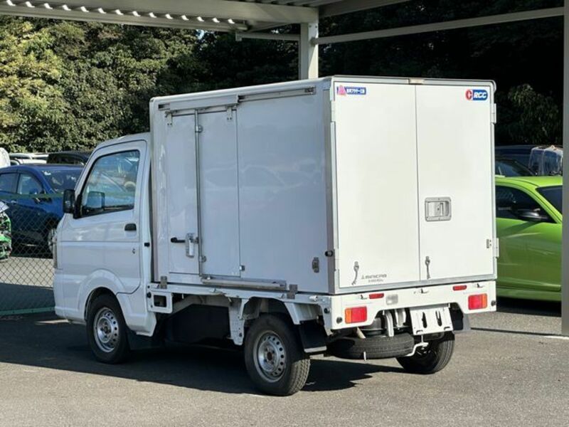 MINICAB TRUCK-12