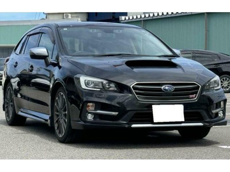 SUBARU　LEVORG