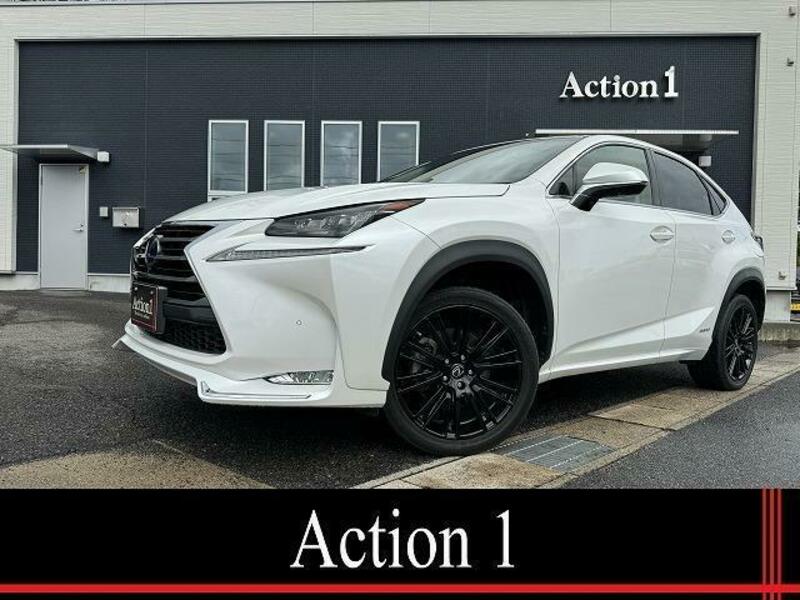 LEXUS　NX