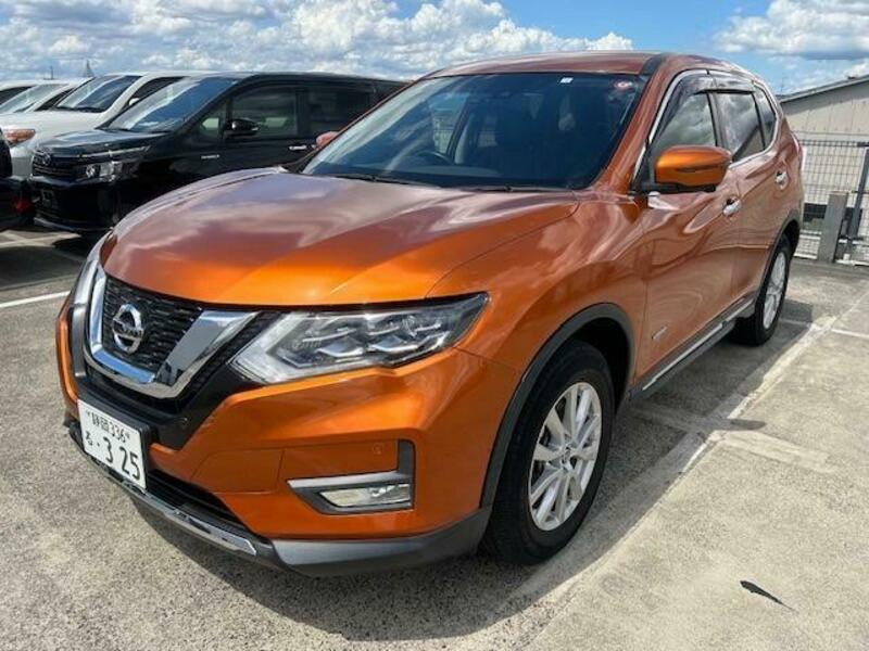 NISSAN　X-TRAIL