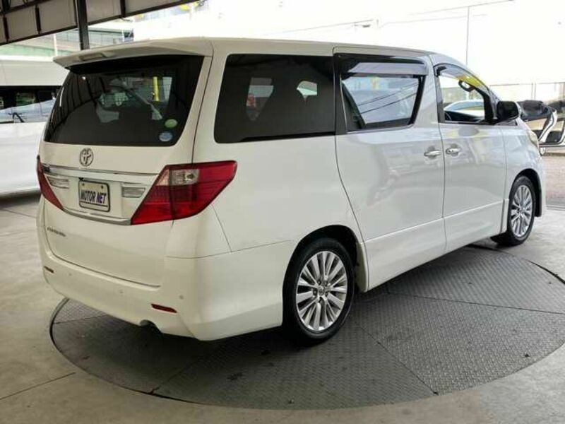 ALPHARD-17