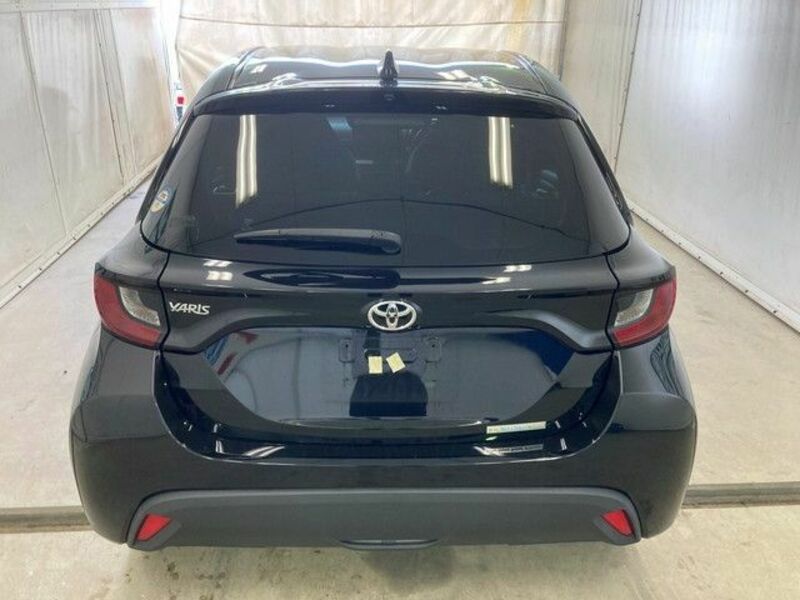 YARIS-6